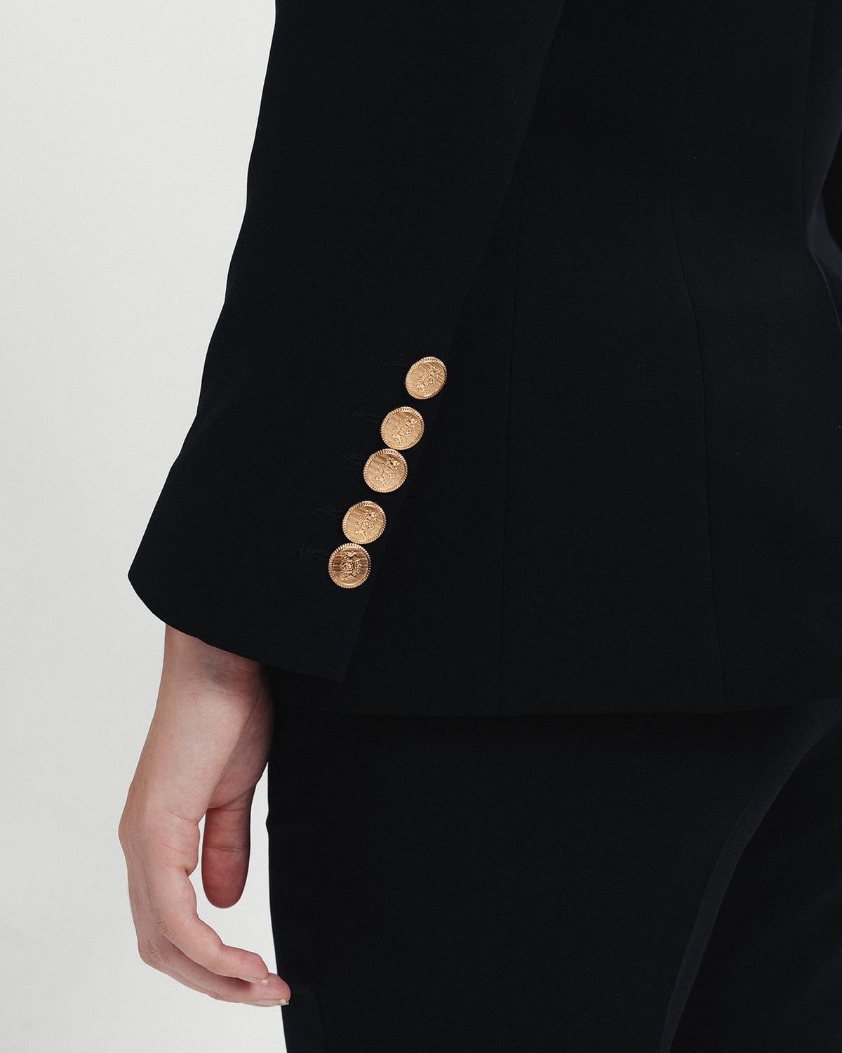 The Victoria Blazer in Noir