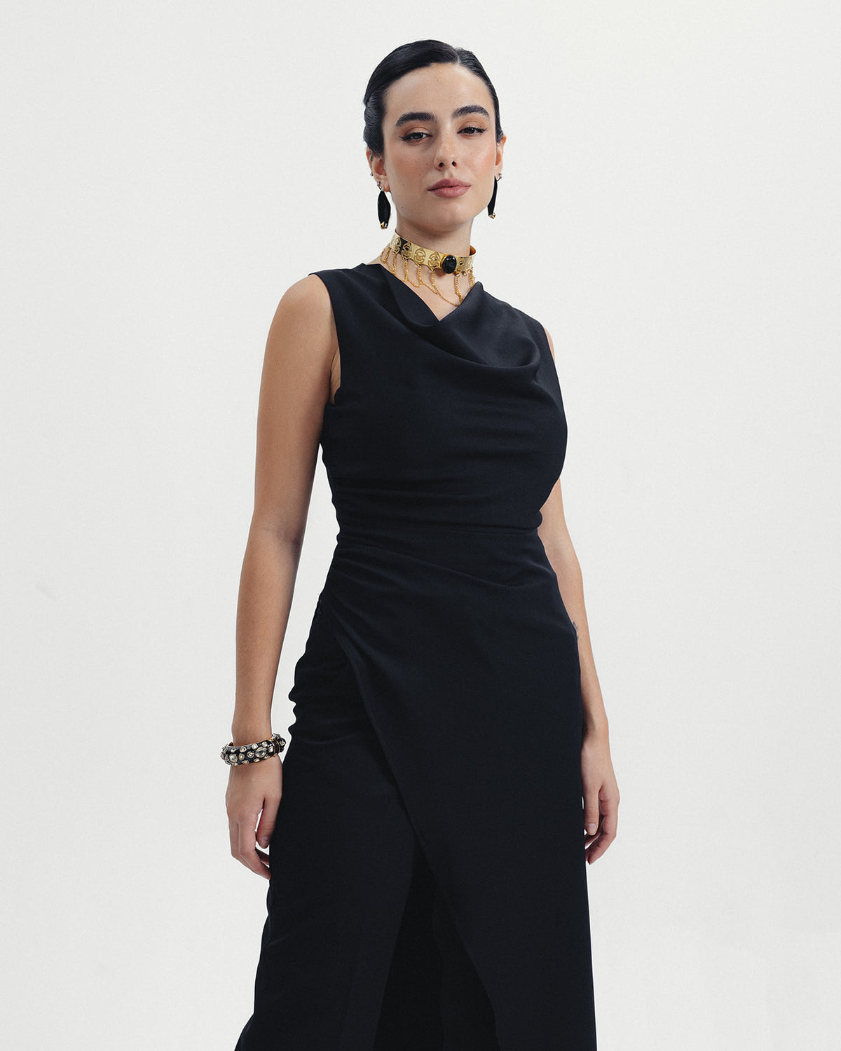 The Athena Sleeveless Tunic in Noir