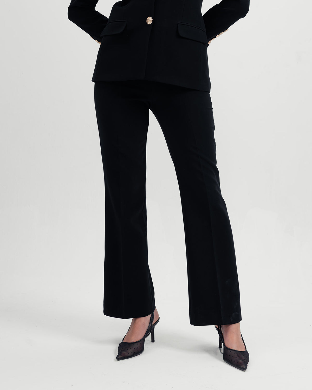 The Victoria Pants in Noir