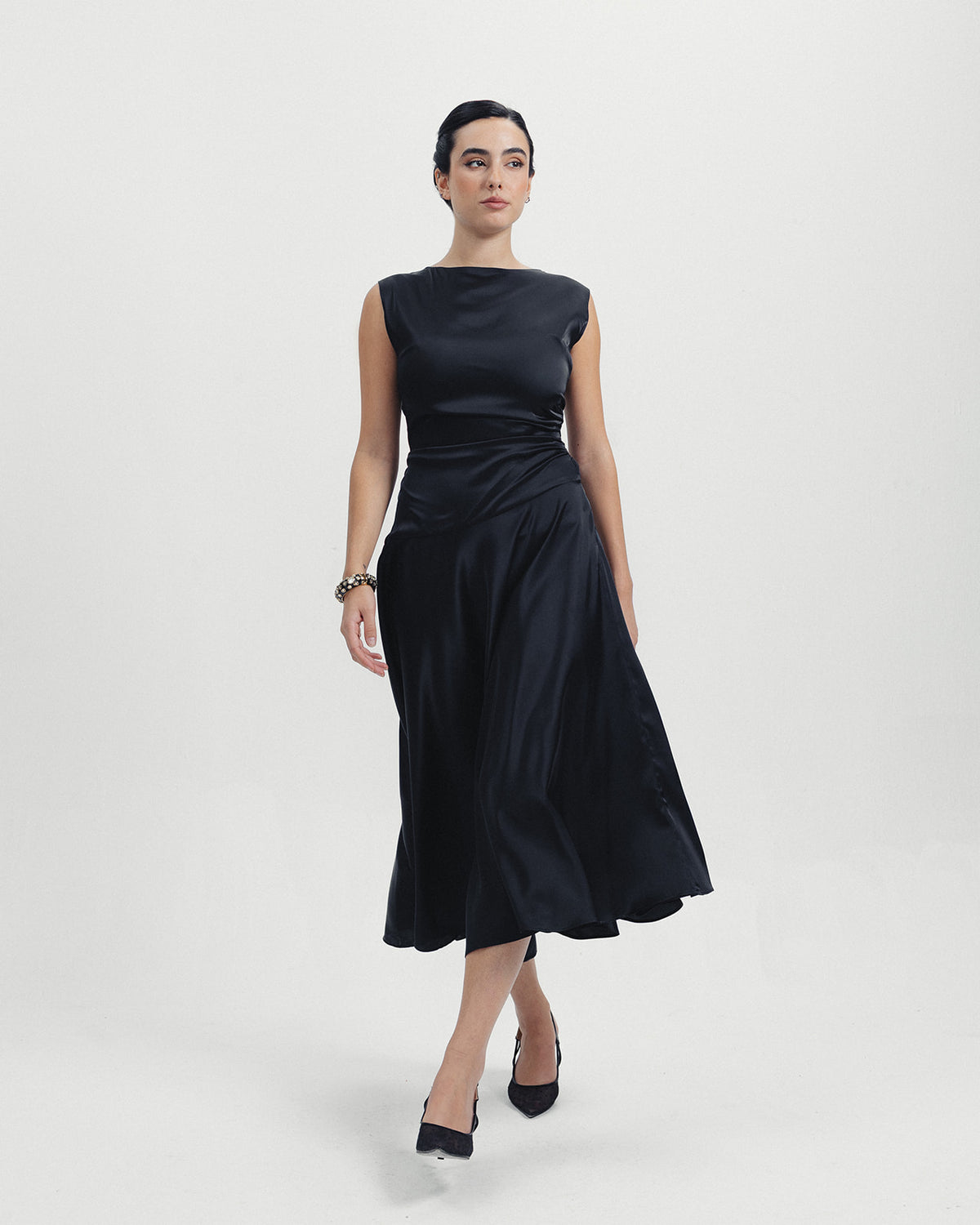 The Serene Midi Dress in Noir