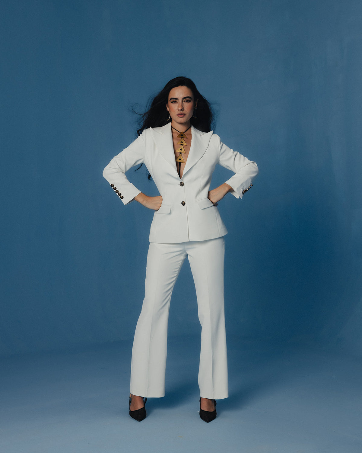 The Victoria Blazer in Ivory